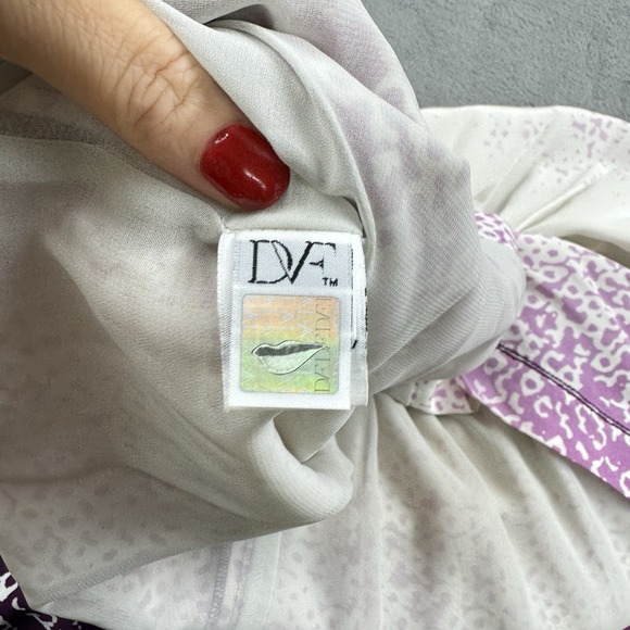 Diane Von Furstenberg‎ Womens Jumpsuit Size 8 Silk Purple Unique Pockets Spotted - Picture 9 of 14